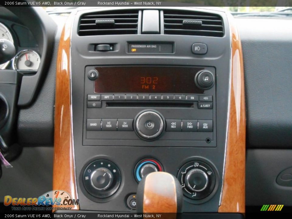 2006 Saturn VUE V6 AWD Black Onyx / Gray Photo #16