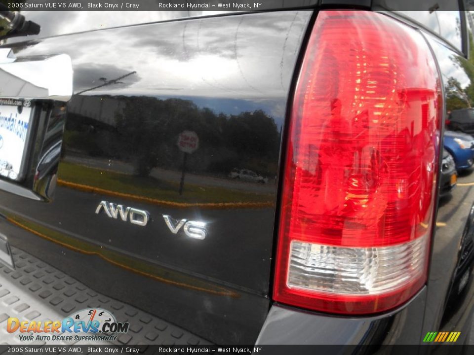 2006 Saturn VUE V6 AWD Black Onyx / Gray Photo #20