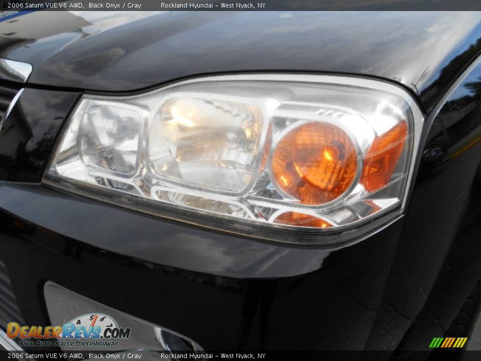 2006 Saturn VUE V6 AWD Black Onyx / Gray Photo #28