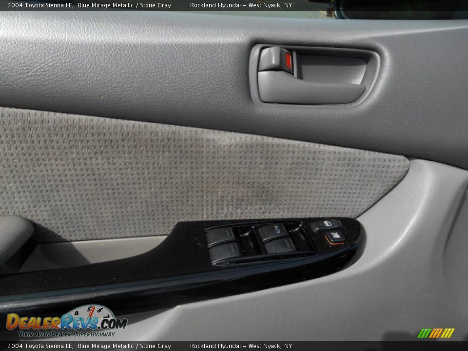 2004 Toyota Sienna LE Blue Mirage Metallic / Stone Gray Photo #8