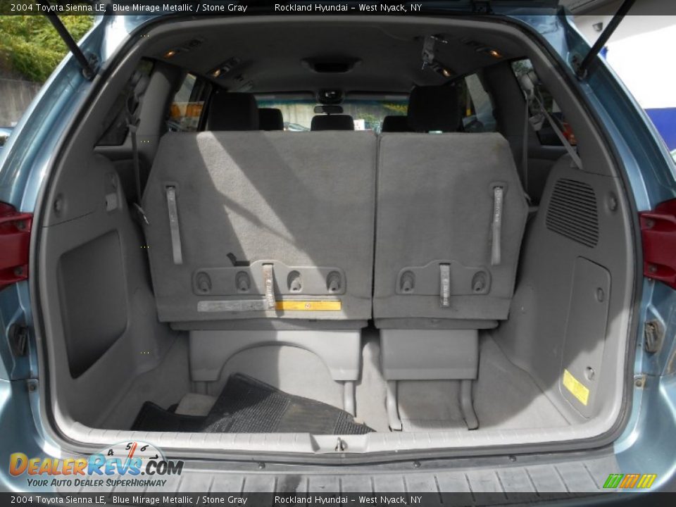 2004 Toyota Sienna LE Blue Mirage Metallic / Stone Gray Photo #18