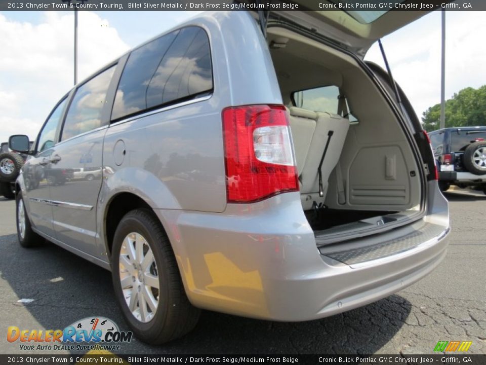 2013 Chrysler Town & Country Touring Billet Silver Metallic / Dark Frost Beige/Medium Frost Beige Photo #11
