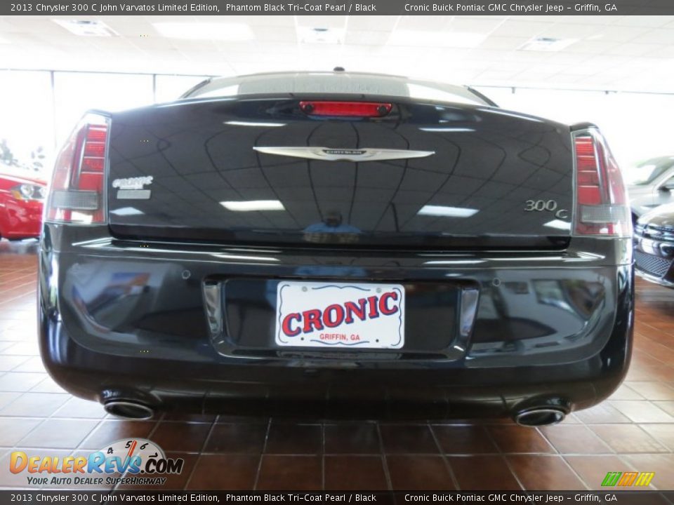 2013 Chrysler 300 C John Varvatos Limited Edition Phantom Black Tri-Coat Pearl / Black Photo #6
