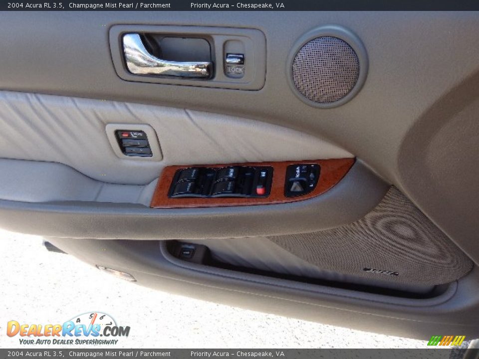 2004 Acura RL 3.5 Champagne Mist Pearl / Parchment Photo #17