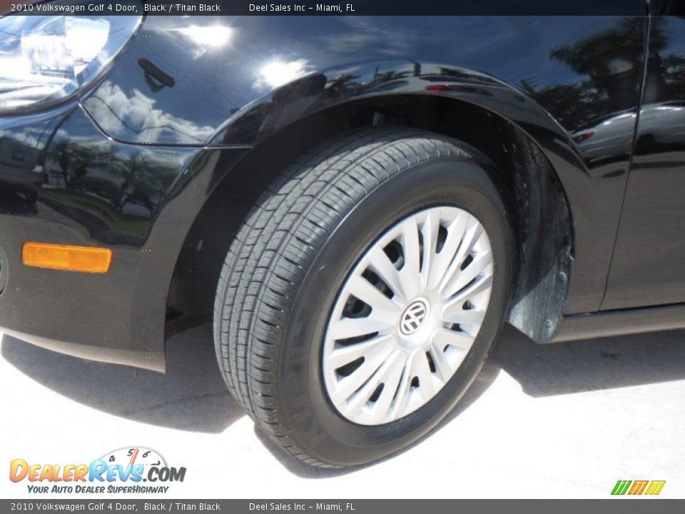 2010 Volkswagen Golf 4 Door Black / Titan Black Photo #13
