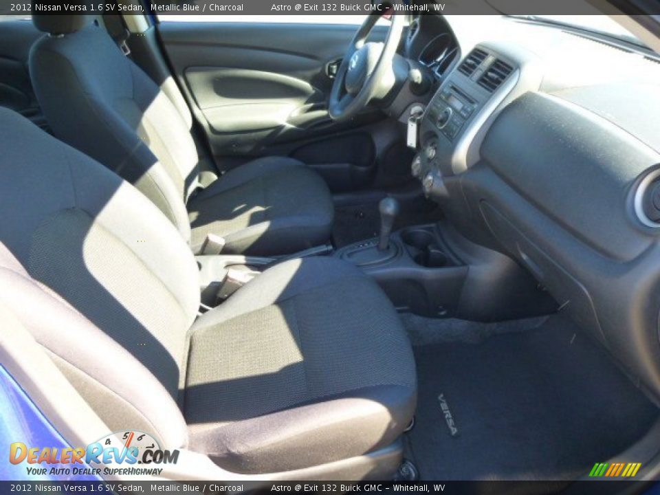 2012 Nissan Versa 1.6 SV Sedan Metallic Blue / Charcoal Photo #10