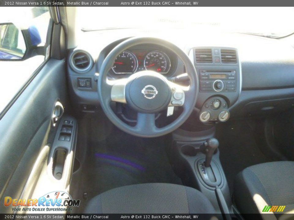 2012 Nissan Versa 1.6 SV Sedan Metallic Blue / Charcoal Photo #14