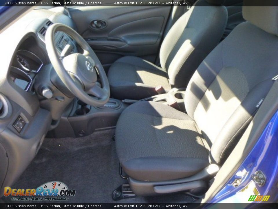 2012 Nissan Versa 1.6 SV Sedan Metallic Blue / Charcoal Photo #15
