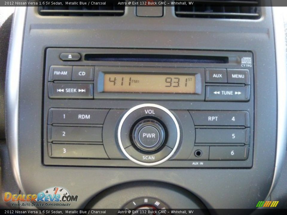 2012 Nissan Versa 1.6 SV Sedan Metallic Blue / Charcoal Photo #19