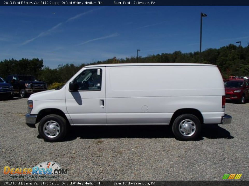 2013 Ford E Series Van E150 Cargo Oxford White / Medium Flint Photo #5