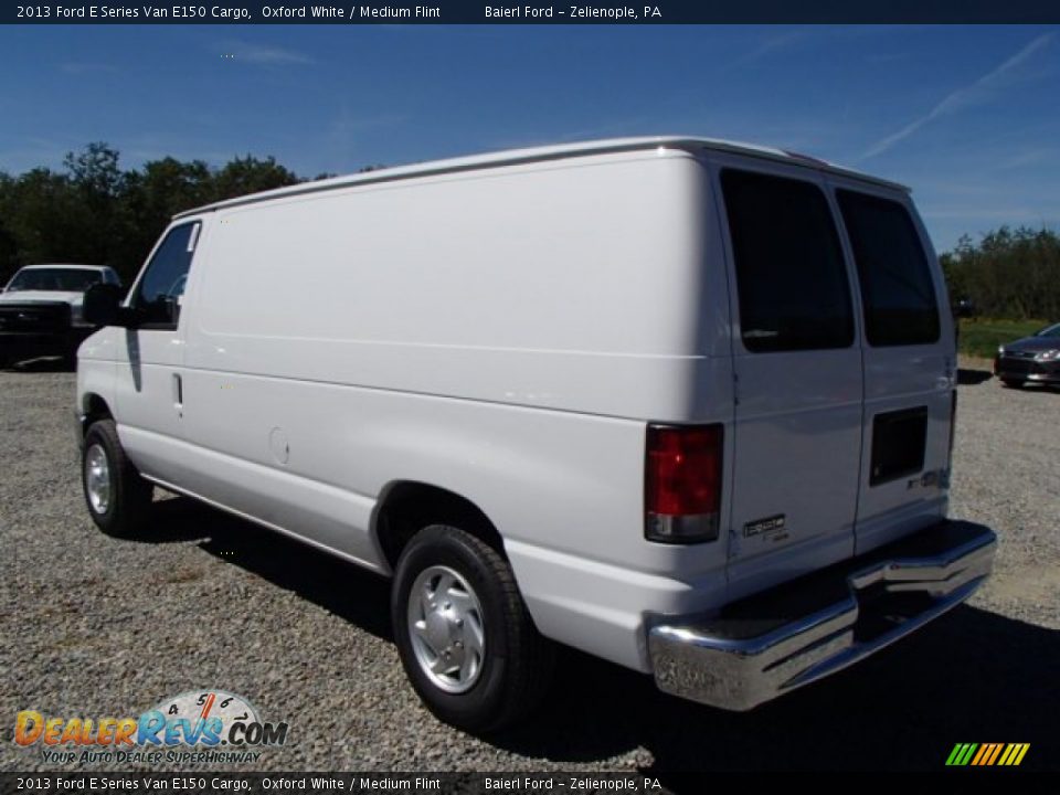 2013 Ford E Series Van E150 Cargo Oxford White / Medium Flint Photo #6