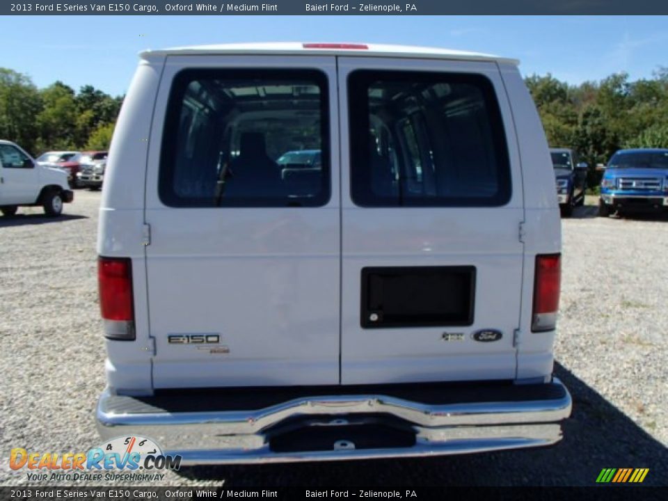 2013 Ford E Series Van E150 Cargo Oxford White / Medium Flint Photo #7