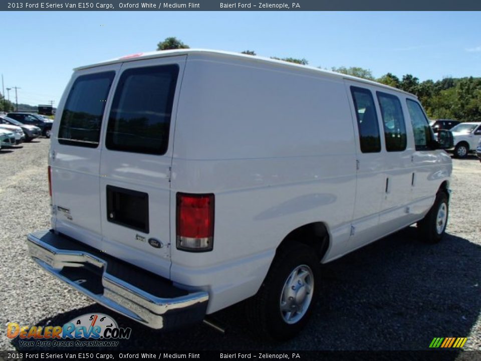 2013 Ford E Series Van E150 Cargo Oxford White / Medium Flint Photo #8