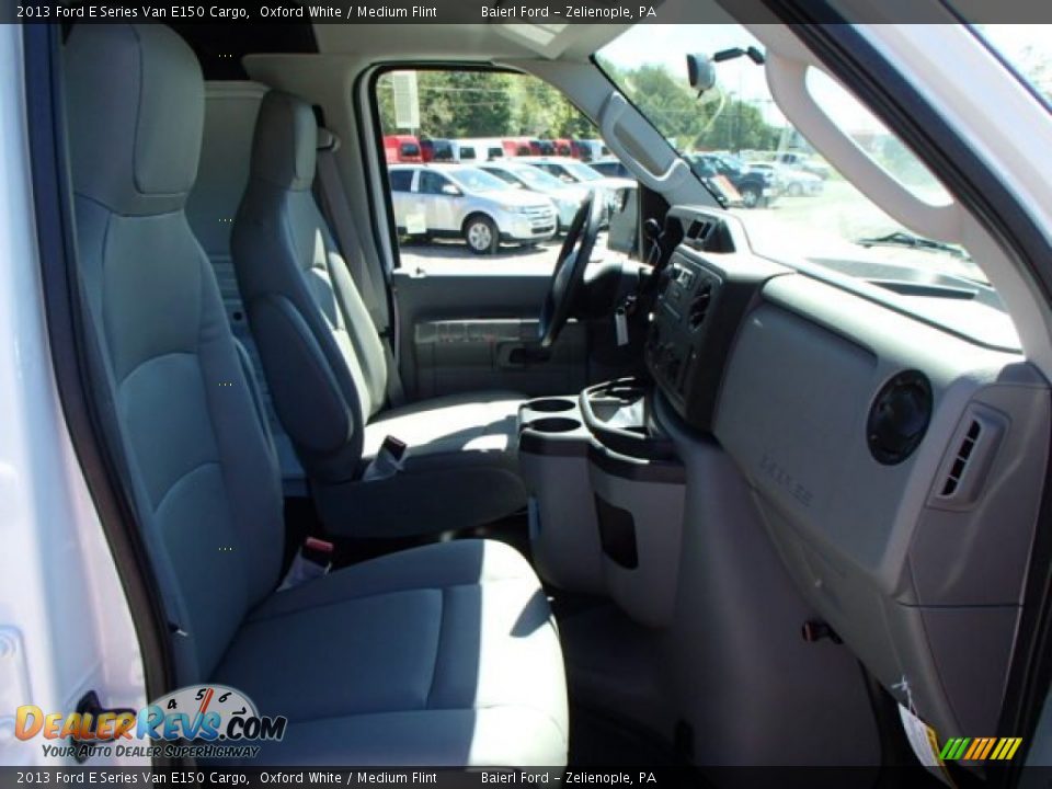 2013 Ford E Series Van E150 Cargo Oxford White / Medium Flint Photo #9