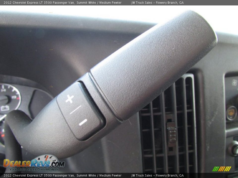 2012 Chevrolet Express LT 3500 Passenger Van Shifter Photo #21