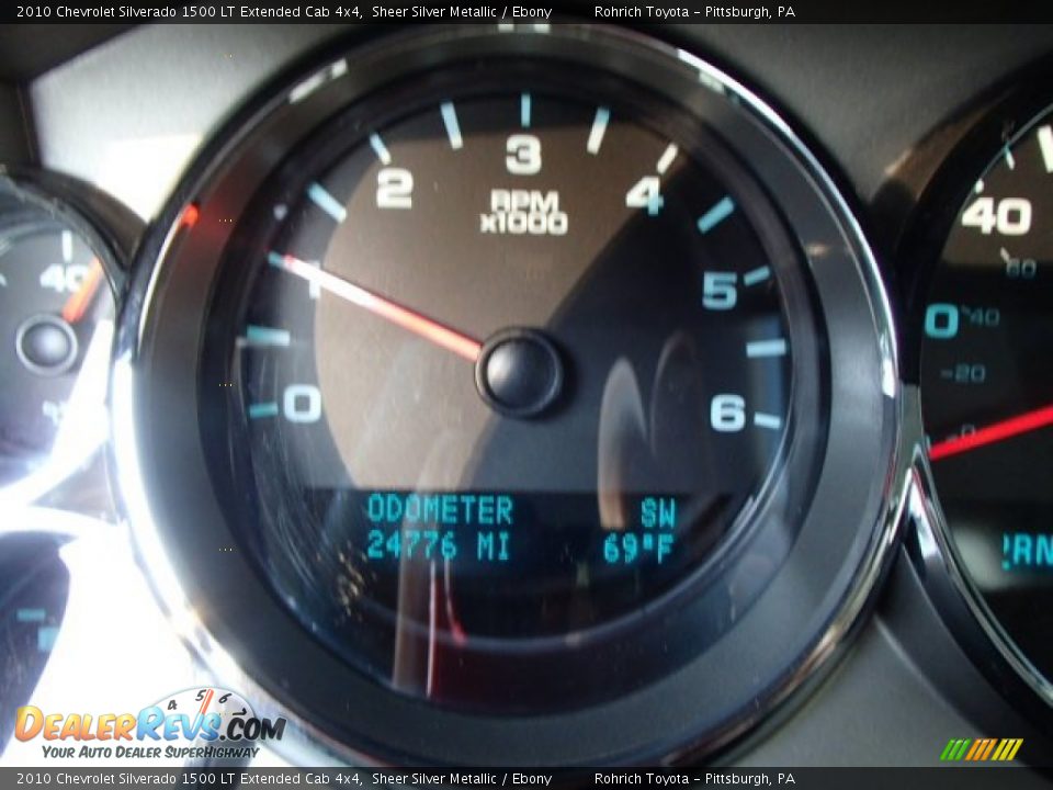 2010 Chevrolet Silverado 1500 LT Extended Cab 4x4 Sheer Silver Metallic / Ebony Photo #9