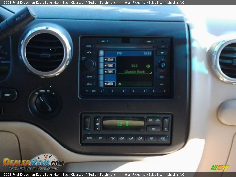 2003 Ford Expedition Eddie Bauer 4x4 Black Clearcoat / Medium Parchment Photo #16