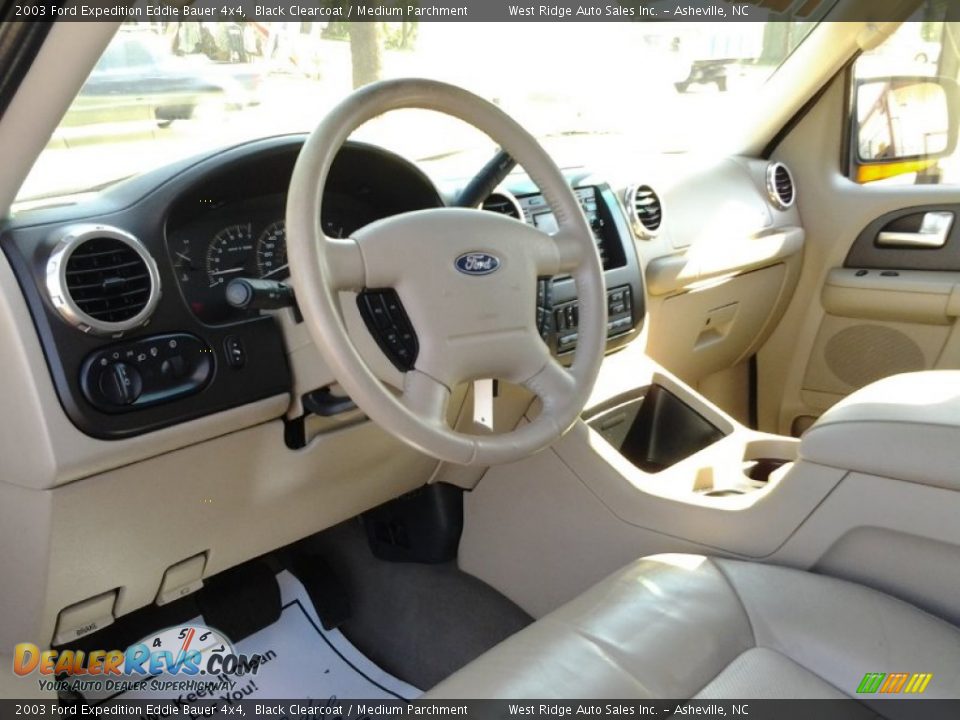 2003 Ford Expedition Eddie Bauer 4x4 Black Clearcoat / Medium Parchment Photo #21