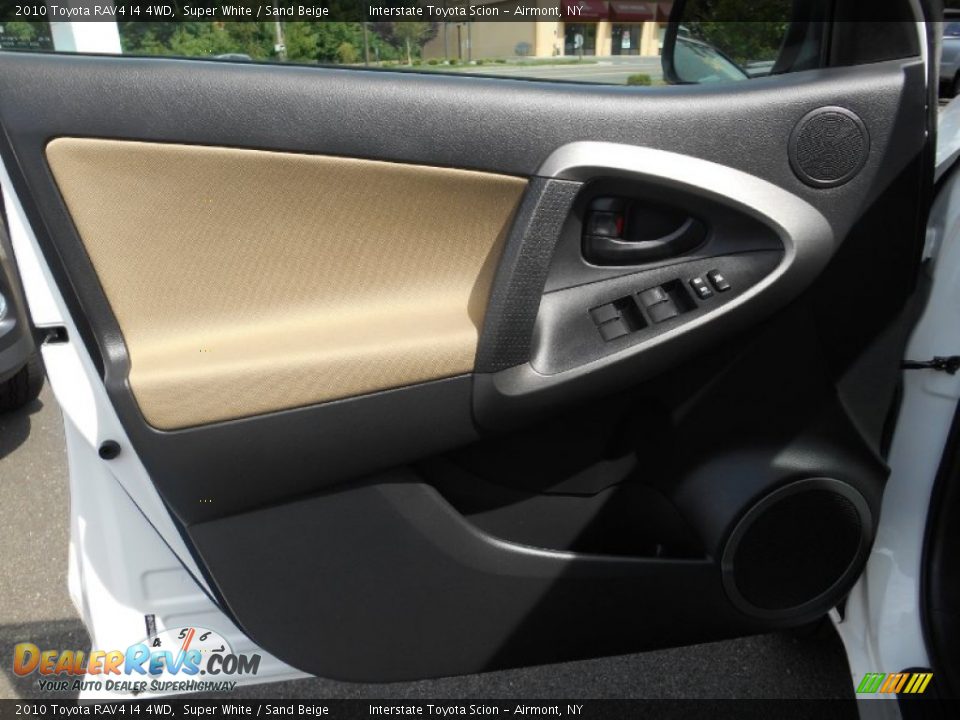 2010 Toyota RAV4 I4 4WD Super White / Sand Beige Photo #8
