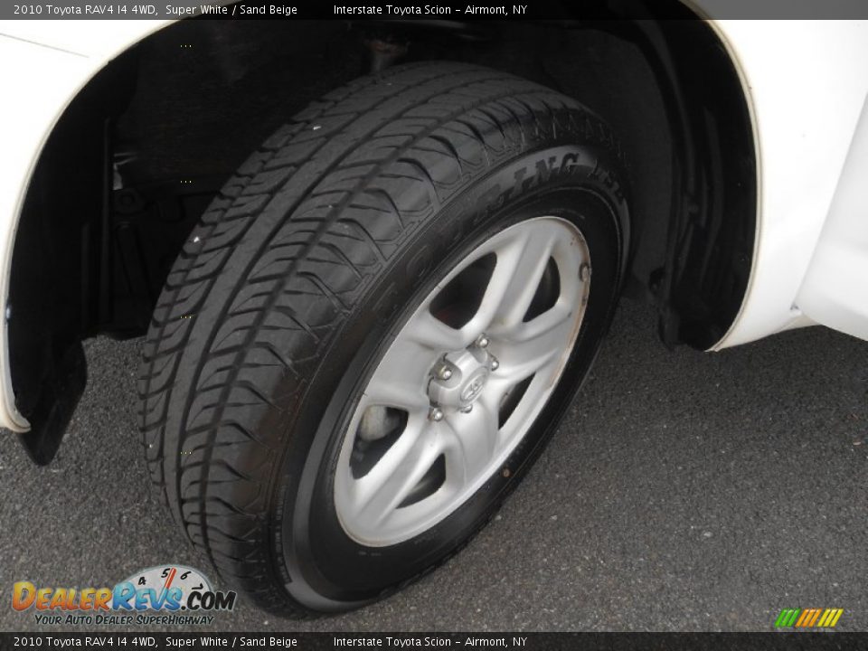2010 Toyota RAV4 I4 4WD Super White / Sand Beige Photo #24