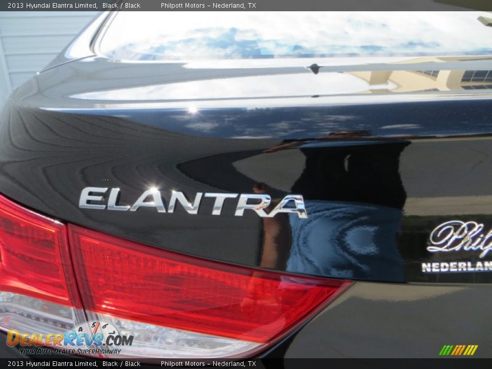 2013 Hyundai Elantra Limited Black / Black Photo #6