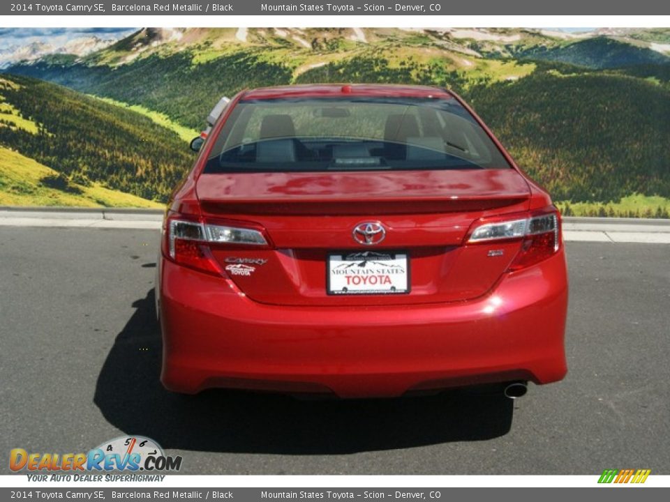 2014 Toyota Camry SE Barcelona Red Metallic / Black Photo #4