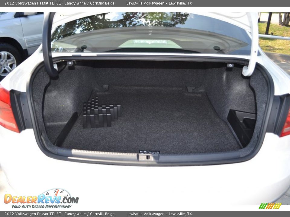 2012 Volkswagen Passat TDI SE Candy White / Cornsilk Beige Photo #21