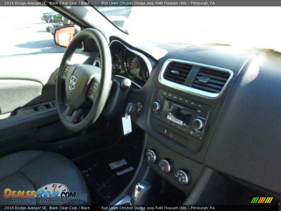 2014 Dodge Avenger SE Black Clear Coat / Black Photo #7