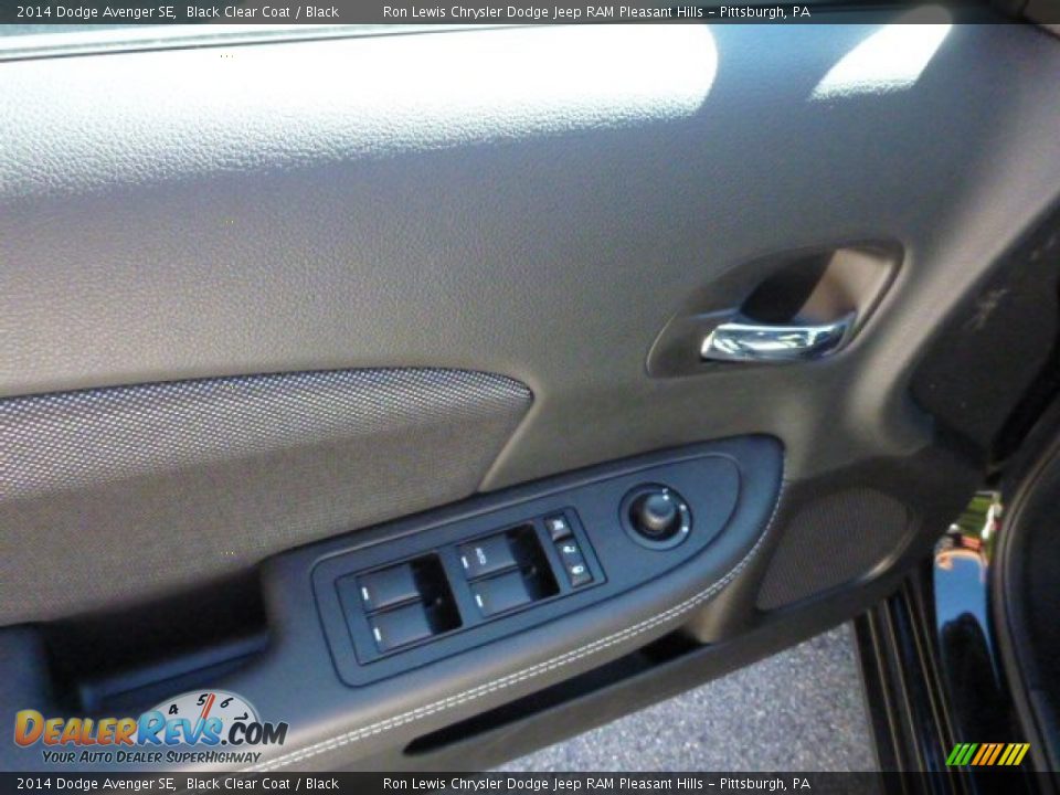 2014 Dodge Avenger SE Black Clear Coat / Black Photo #16