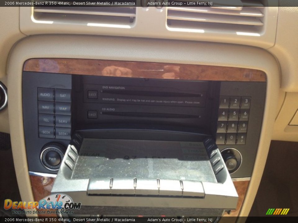 2006 Mercedes-Benz R 350 4Matic Desert Silver Metallic / Macadamia Photo #19