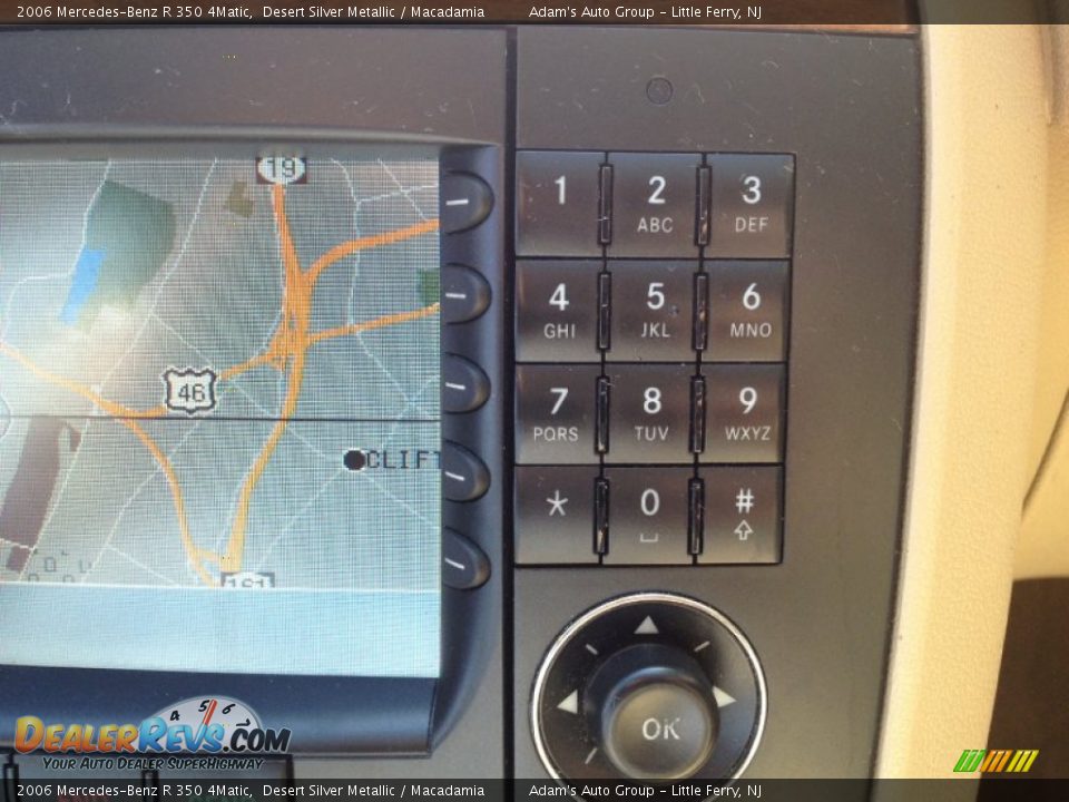 2006 Mercedes-Benz R 350 4Matic Desert Silver Metallic / Macadamia Photo #22