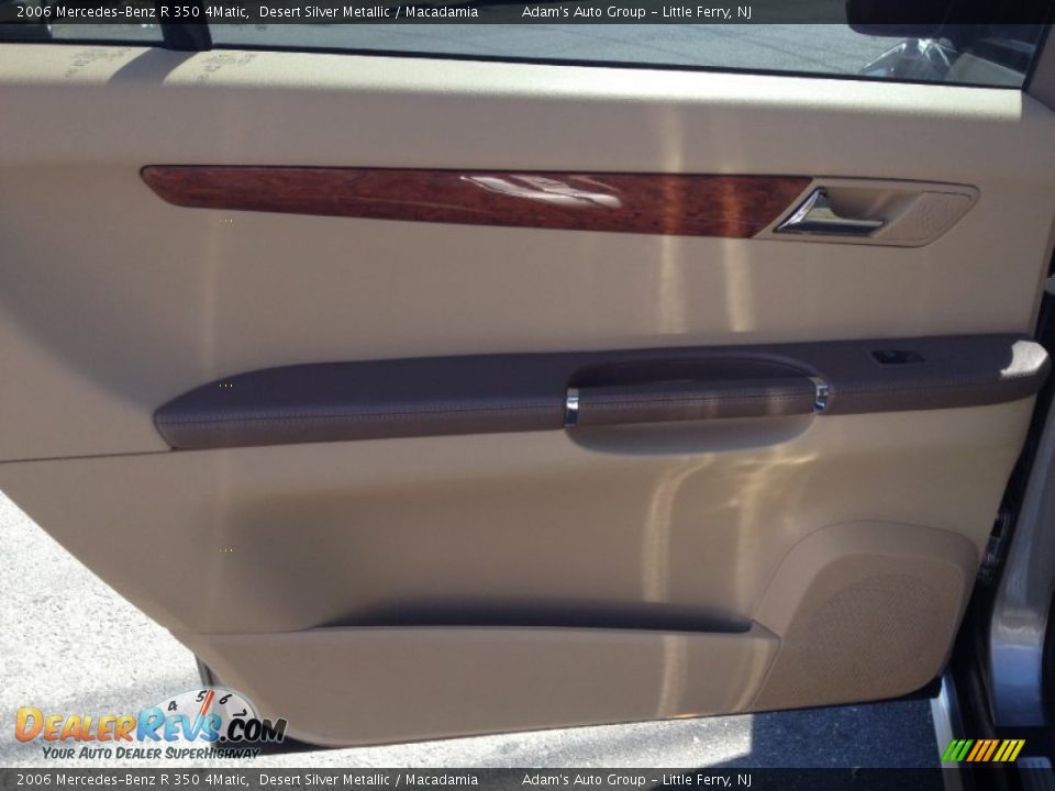2006 Mercedes-Benz R 350 4Matic Desert Silver Metallic / Macadamia Photo #33