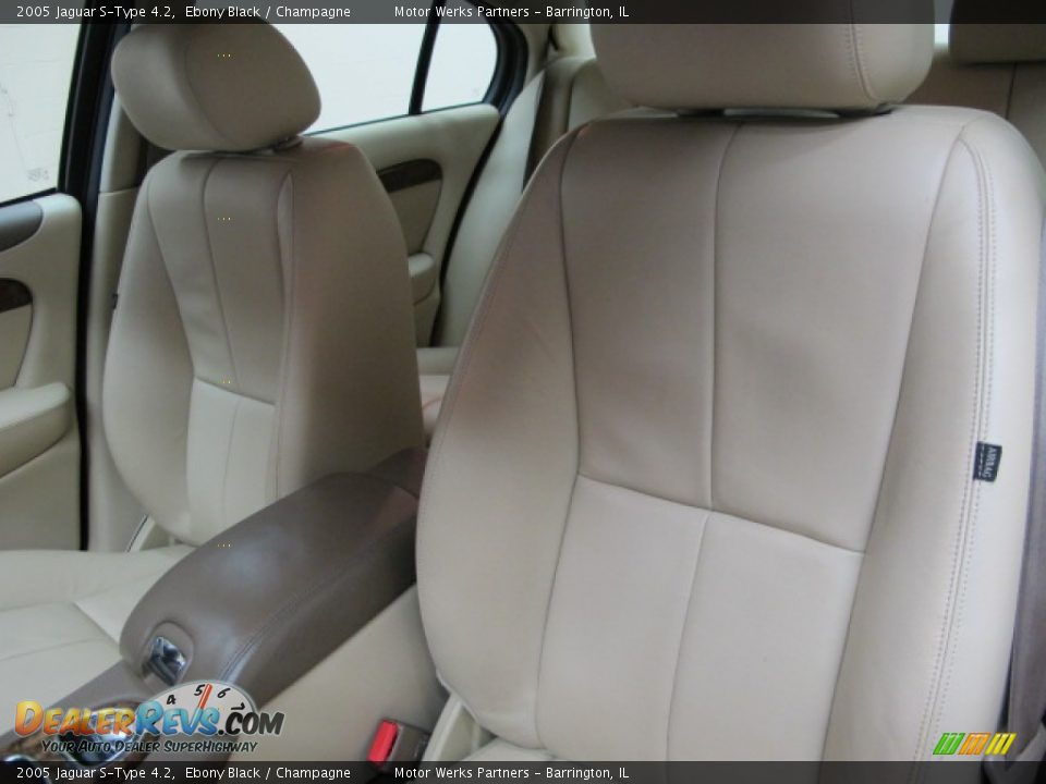 2005 Jaguar S-Type 4.2 Ebony Black / Champagne Photo #20