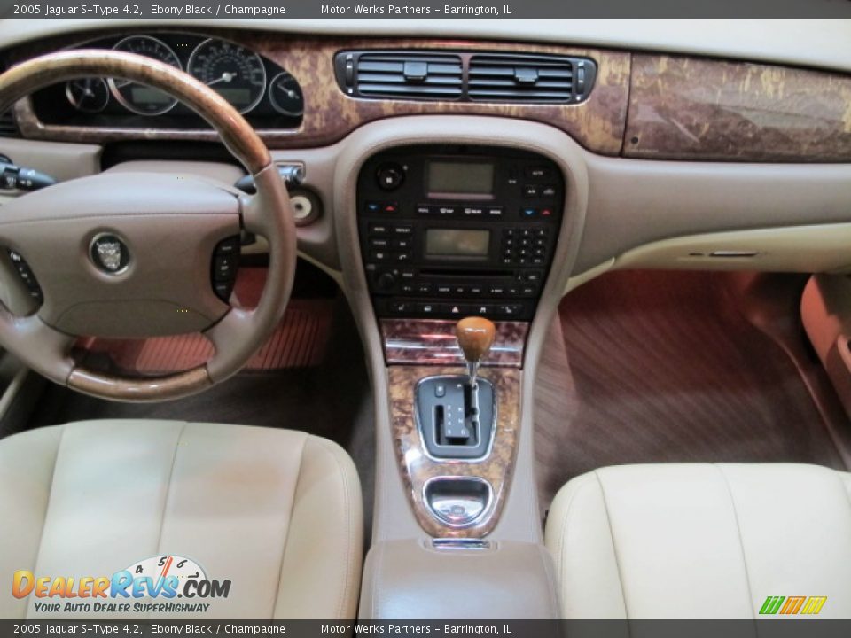2005 Jaguar S-Type 4.2 Ebony Black / Champagne Photo #28