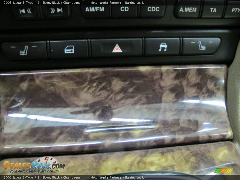 2005 Jaguar S-Type 4.2 Ebony Black / Champagne Photo #34