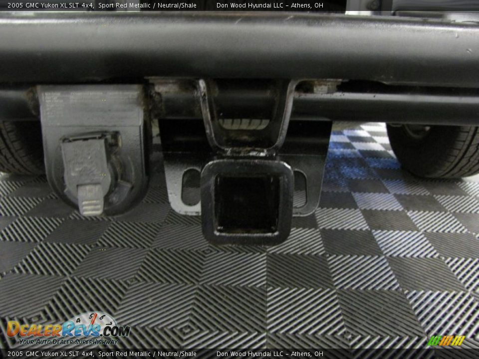 2005 GMC Yukon XL SLT 4x4 Sport Red Metallic / Neutral/Shale Photo #5