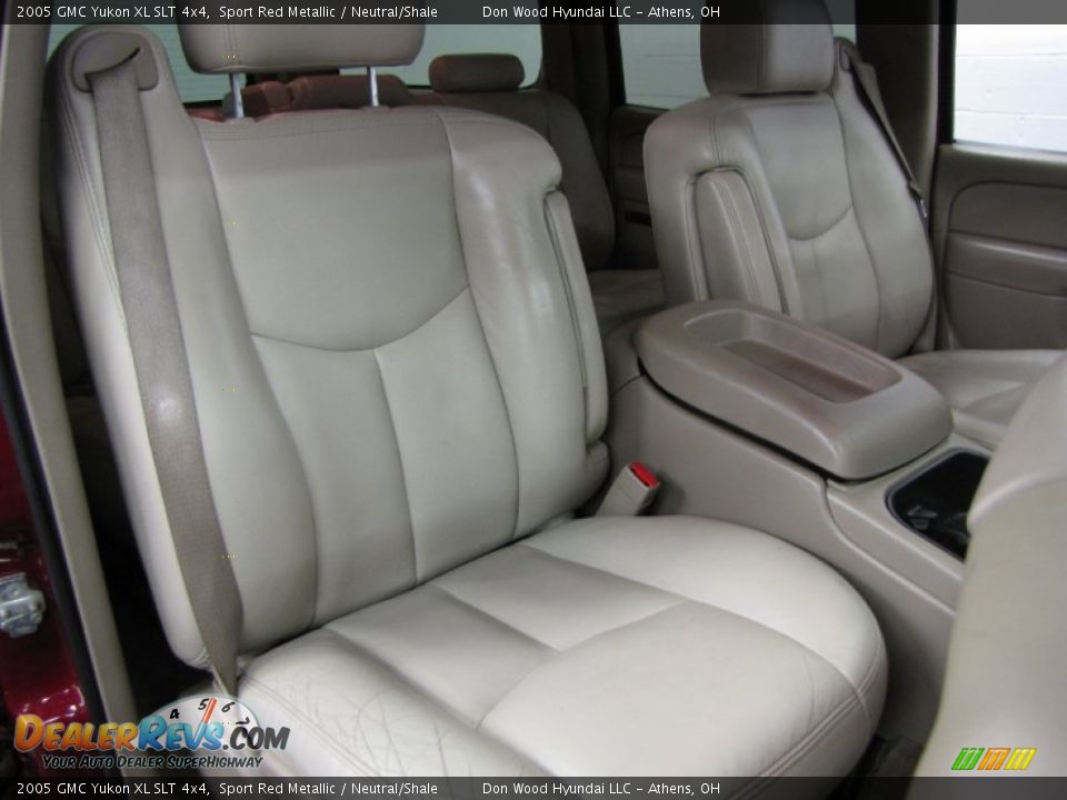 2005 GMC Yukon XL SLT 4x4 Sport Red Metallic / Neutral/Shale Photo #12
