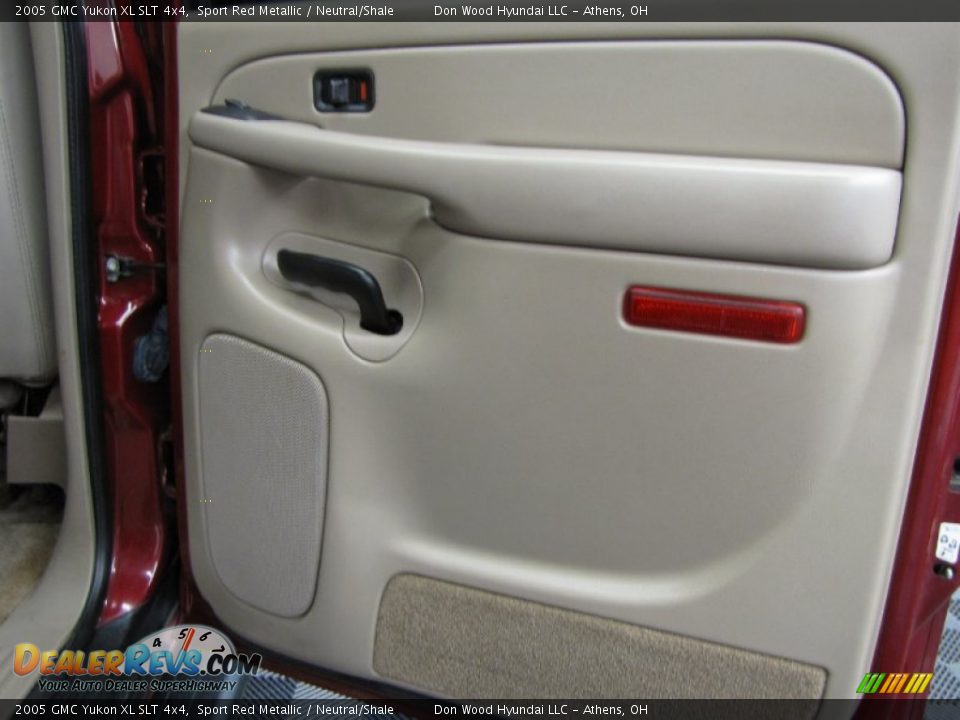 2005 GMC Yukon XL SLT 4x4 Sport Red Metallic / Neutral/Shale Photo #16