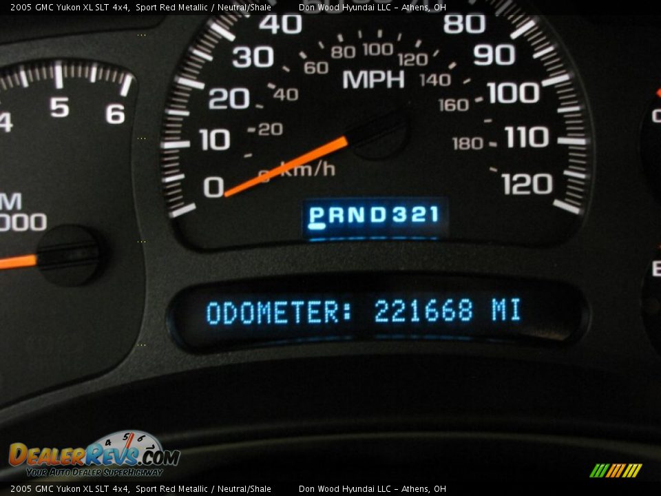 2005 GMC Yukon XL SLT 4x4 Sport Red Metallic / Neutral/Shale Photo #23