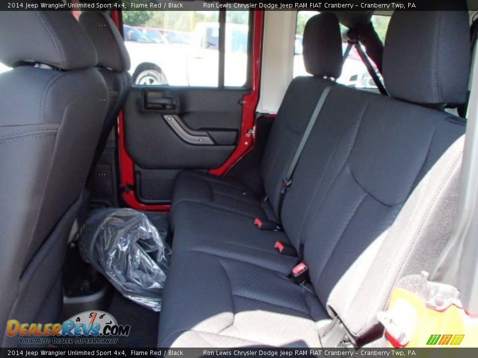 2014 Jeep Wrangler Unlimited Sport 4x4 Flame Red / Black Photo #12