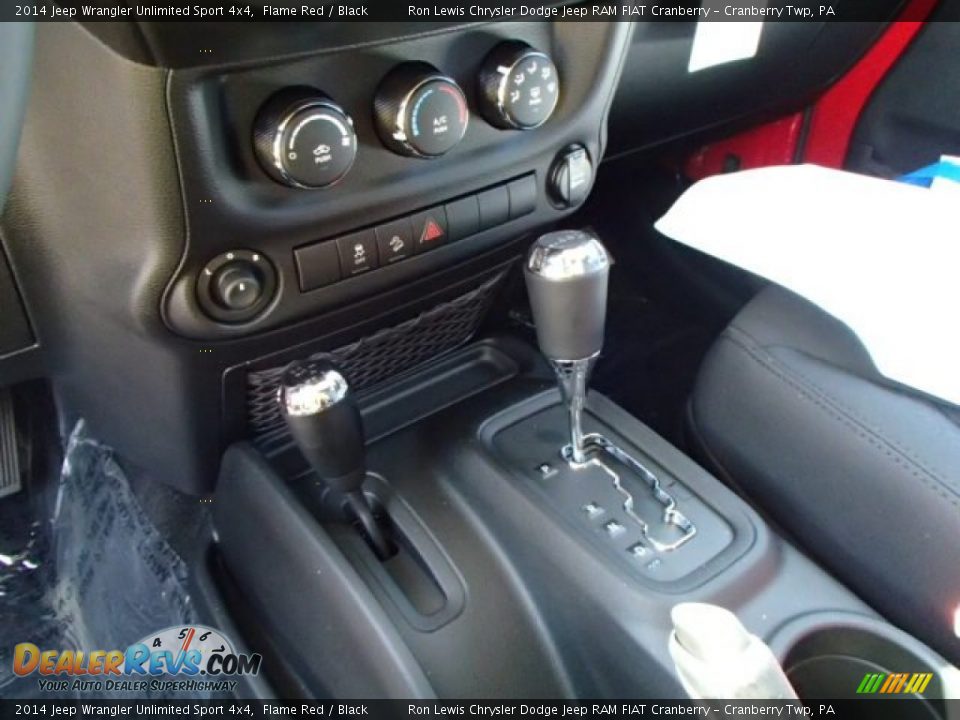 2014 Jeep Wrangler Unlimited Sport 4x4 Flame Red / Black Photo #18