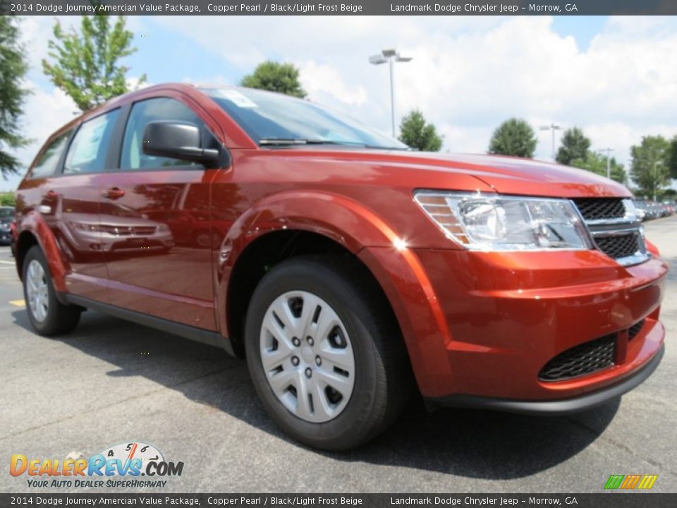 Front 3/4 View of 2014 Dodge Journey Amercian Value Package Photo #4