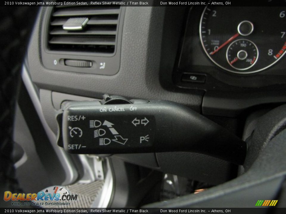 2010 Volkswagen Jetta Wolfsburg Edition Sedan Reflex Silver Metallic / Titan Black Photo #16