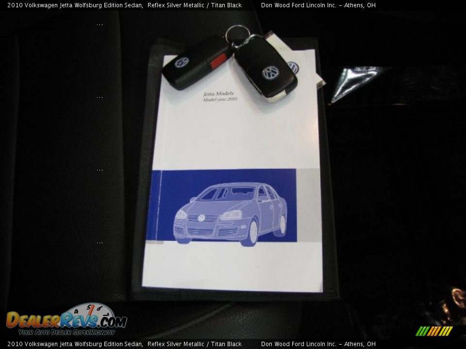2010 Volkswagen Jetta Wolfsburg Edition Sedan Reflex Silver Metallic / Titan Black Photo #27