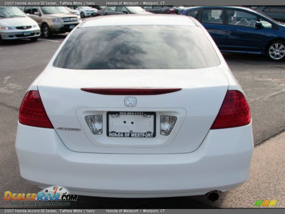2007 Honda Accord SE Sedan Taffeta White / Ivory Photo #7