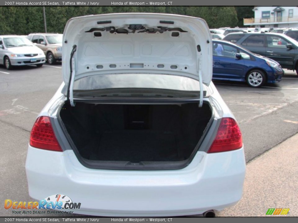 2007 Honda Accord SE Sedan Taffeta White / Ivory Photo #8