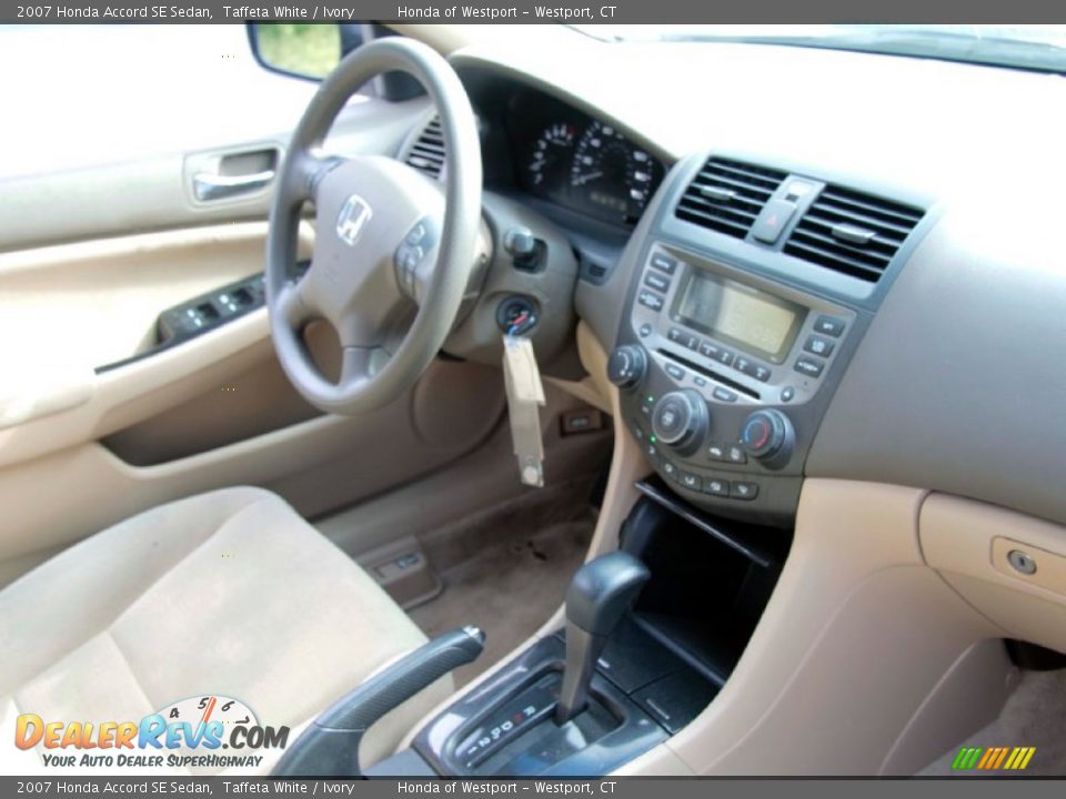 2007 Honda Accord SE Sedan Taffeta White / Ivory Photo #9