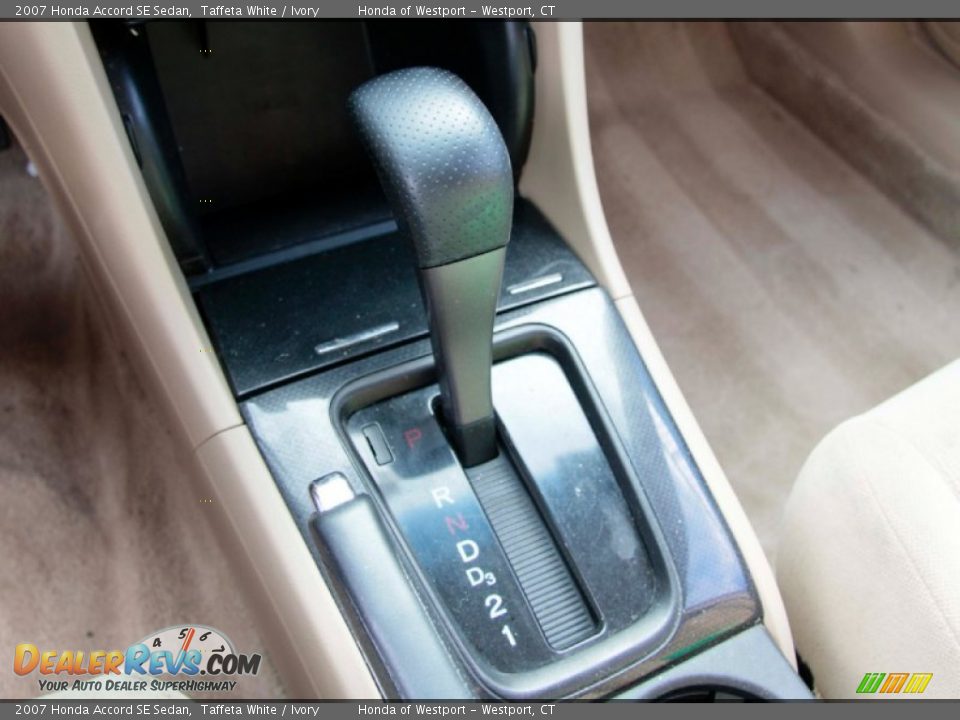 2007 Honda Accord SE Sedan Taffeta White / Ivory Photo #12