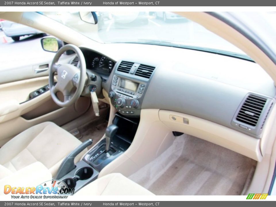 2007 Honda Accord SE Sedan Taffeta White / Ivory Photo #16