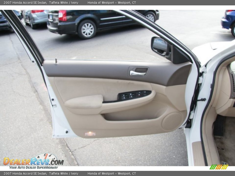 2007 Honda Accord SE Sedan Taffeta White / Ivory Photo #18